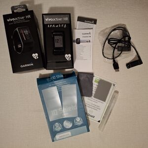 Garmin vivoactive HR GPS Smartwatch - Black